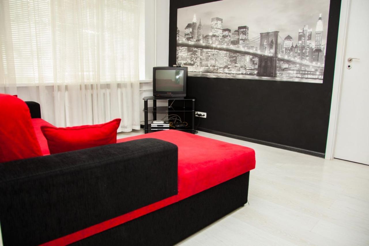2Rooms Semi-luxury Apartment on Pochtovaya 167-A Street Zaporizhia Extérieur photo