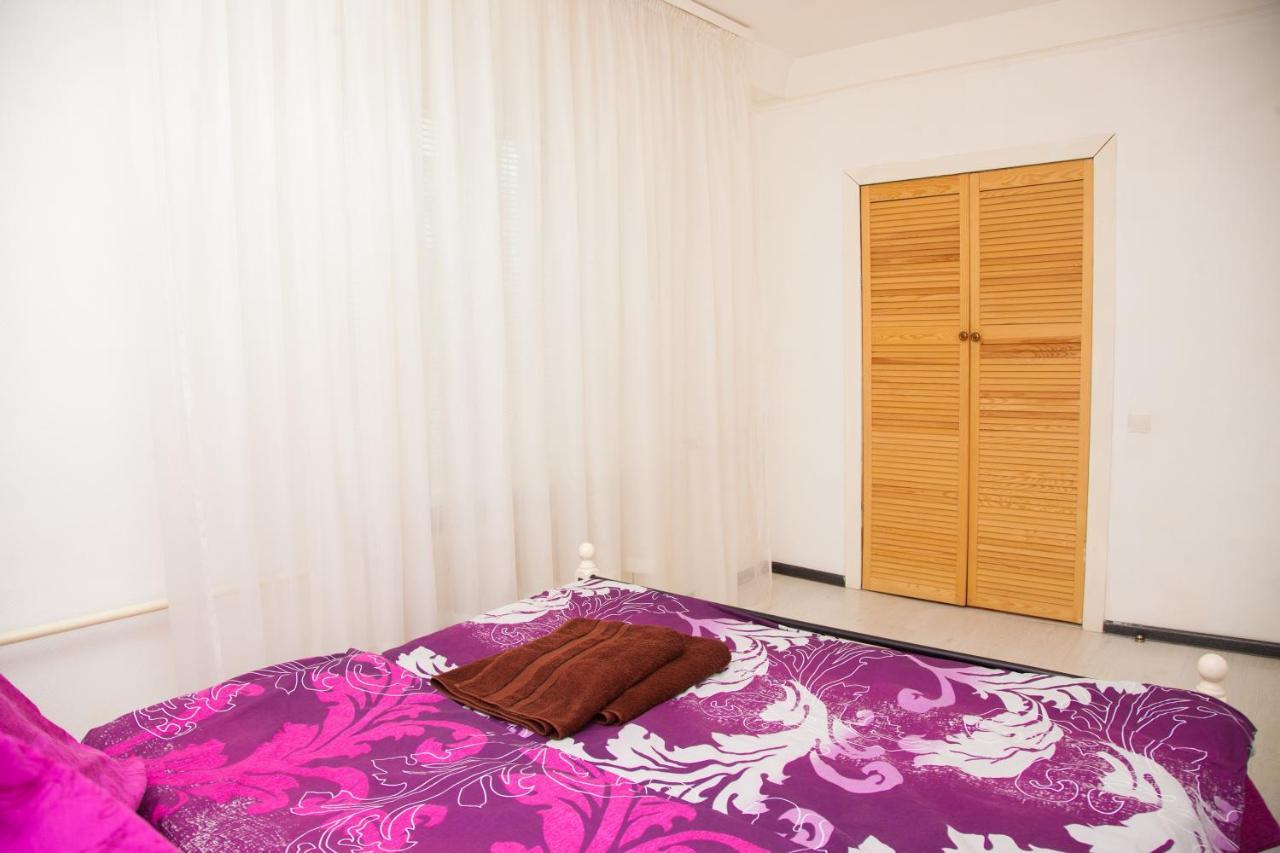 2Rooms Semi-luxury Apartment on Pochtovaya 167-A Street Zaporizhia Extérieur photo